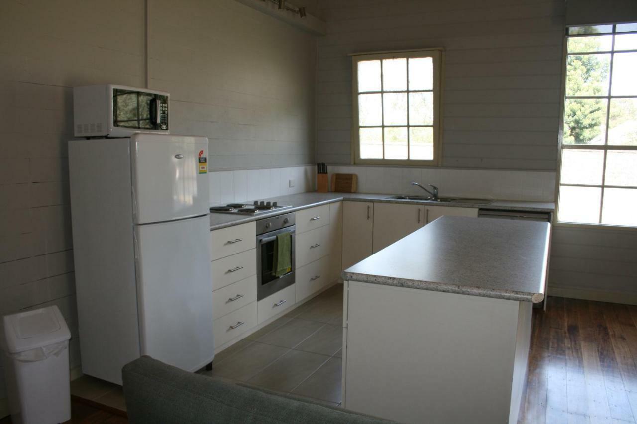 The Old Coolstore - Braeburn Apt Merricks North Luaran gambar